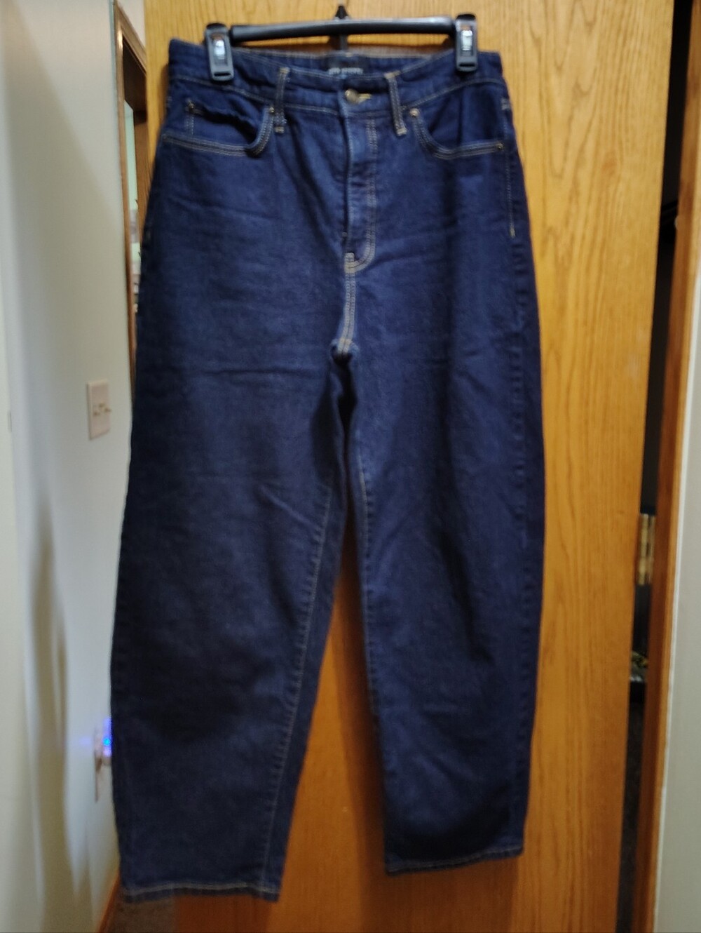 Classic High-Waist Women's Dark Blue Jeans